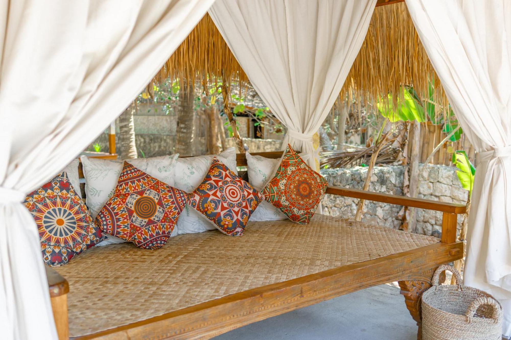 Golden Garuda Cottages Pelilit Exterior foto
